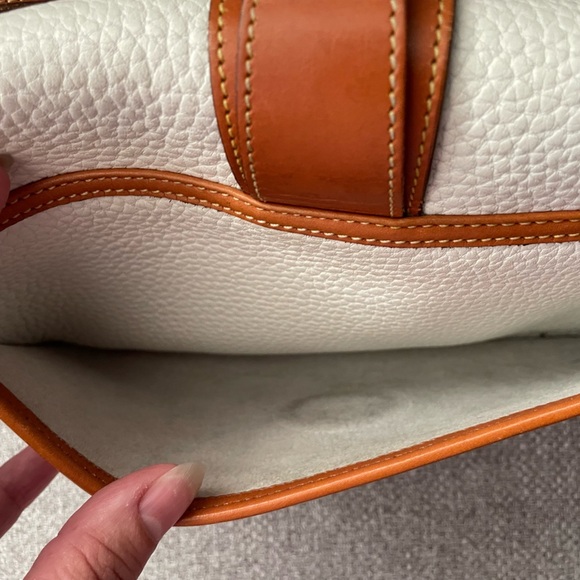 DOONEY & BOURKE- vintage Equestrian All Weather Leather Crossbody Bag - Picture 4 of 7